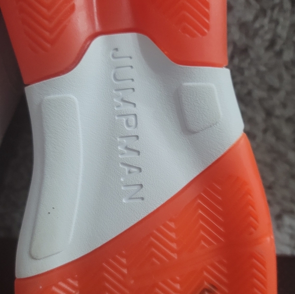 MENS SIZE 8 JORDAN MAXIN 200 (MINT) - Picture 5 of 10